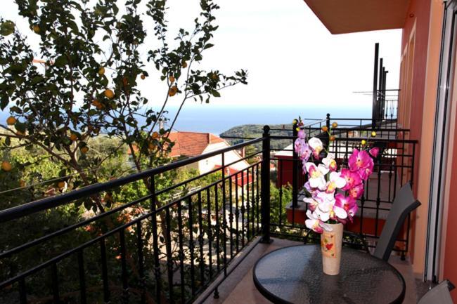 Studios Ristas 2 Parga Exterior photo
