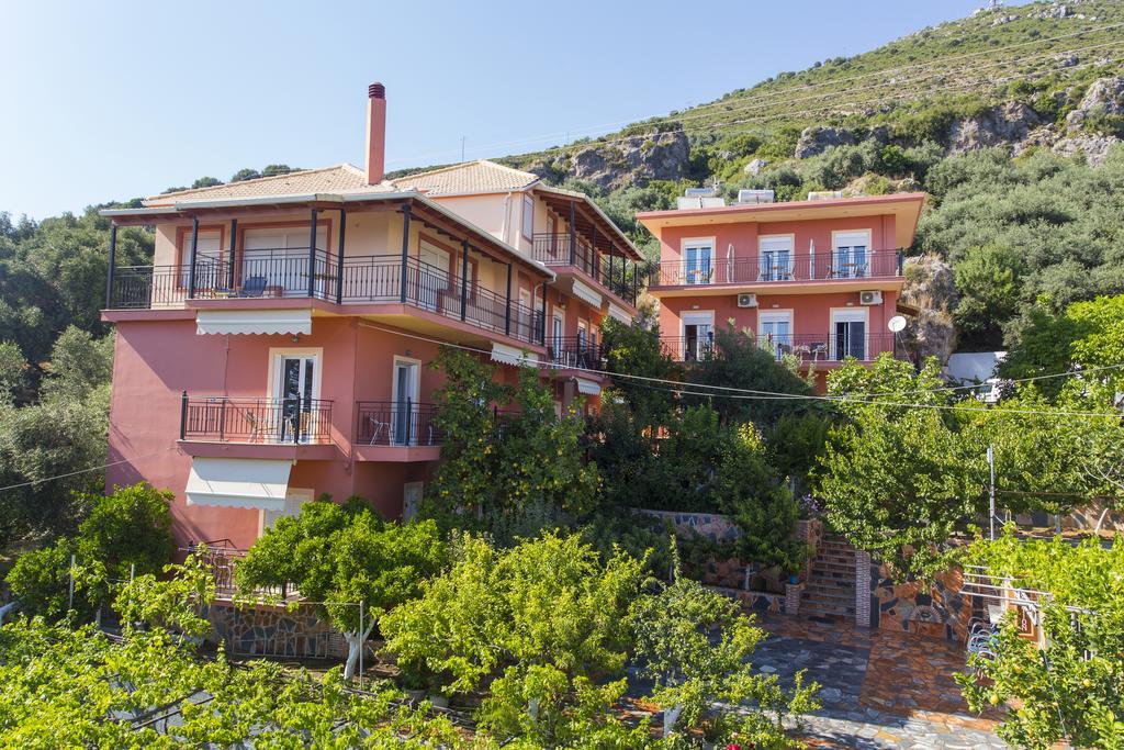 Studios Ristas 2 Parga Exterior photo